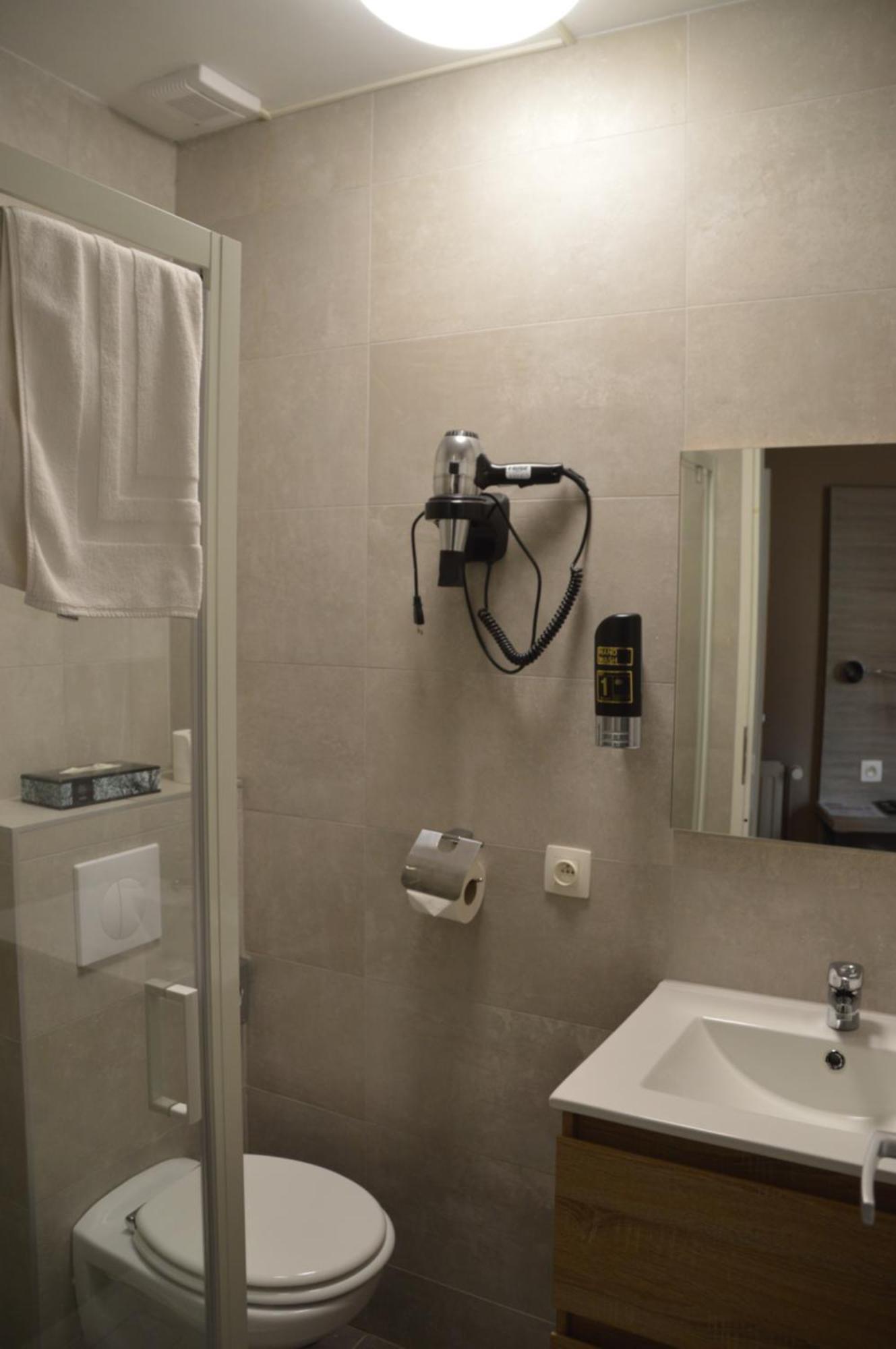 Hotel Mille Colonnes Leuven Kültér fotó